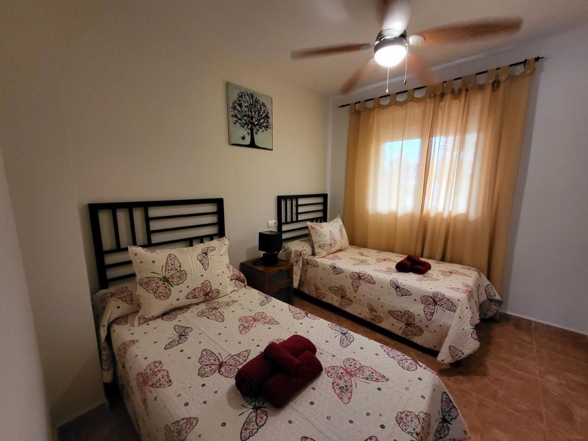 ¡Apartamento En Primera Linea Con Terraza Y Cerca De La Piscina Comunitaria! مْبيرا المظهر الخارجي الصورة